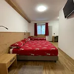 Πανσιόν C'era Volta Un Re…